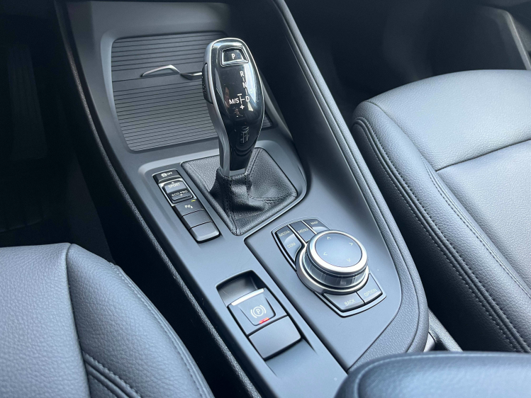 BMW X1 X1 1.5iA sDrive18 Leder/Navigatie/Carplay/Zetelverwarming/...!! Leconte Motors