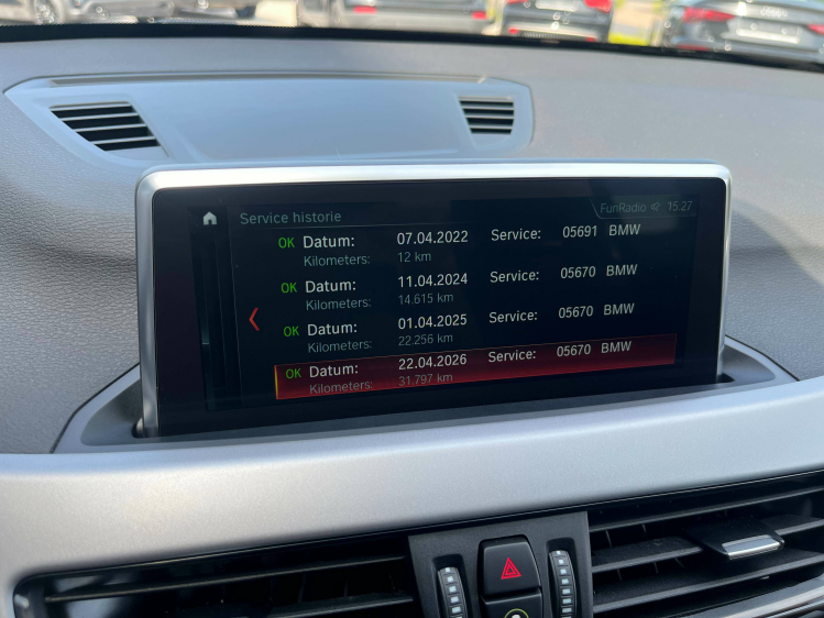 BMW X1 X1 1.5iA sDrive18 Leder/Navigatie/Carplay/Zetelverwarming/...!! Leconte Motors