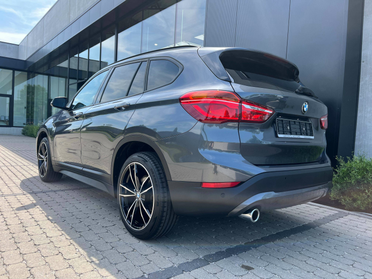 BMW X1 X1 1.5iA sDrive18 Leder/Navigatie/Carplay/Zetelverwarming/...!! Leconte Motors