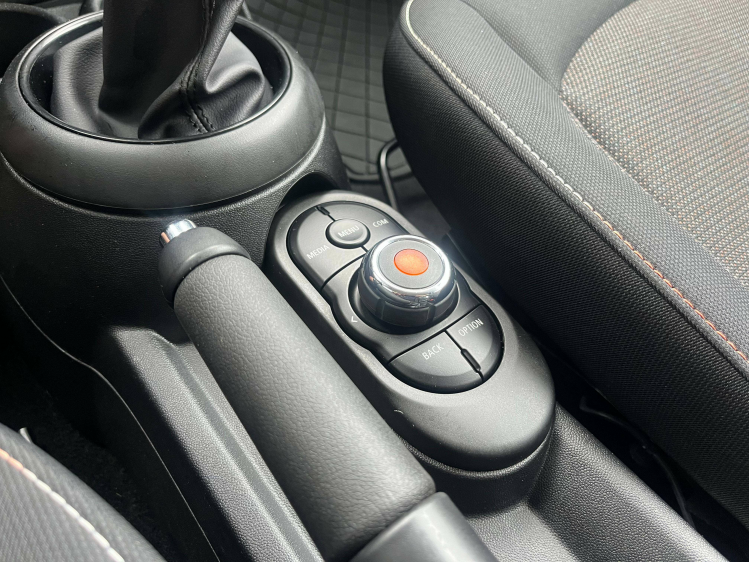 MINI One Mini 1.5 One 5-deurs Full-LED/Cruise/PDC/Bluetooth/...!! Leconte Motors