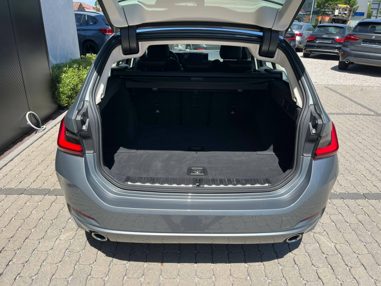 BMW 318 Touring 318iA Facelift Widescreen/LED/Leder/Sportzetels/Camera/...!! Leconte Motors