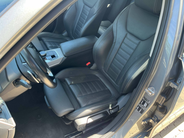 BMW 318 Touring 318iA Facelift Widescreen/LED/Leder/Sportzetels/Camera/...!! Leconte Motors