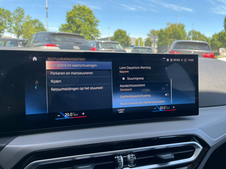 BMW 318 Touring 318iA Facelift Widescreen/LED/Leder/Sportzetels/Camera/...!! Leconte Motors