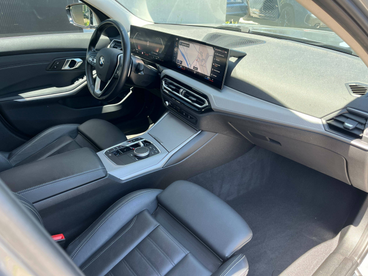 BMW 318 Touring 318iA Facelift Widescreen/LED/Leder/Sportzetels/Camera/...!! Leconte Motors