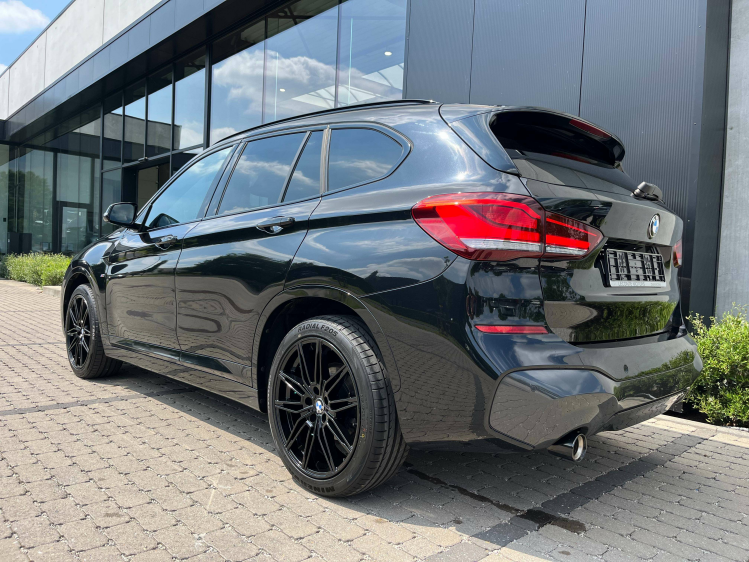 BMW X1 X1 1.5iA sDrive18 M-Sportpakket Leder/Memoryseats/Carplay/... Leconte Motors