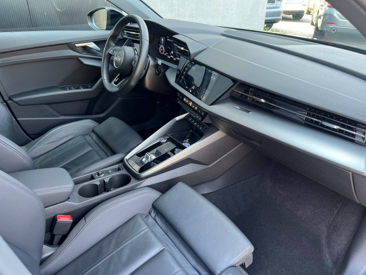 Audi A3 A3 30 TFSI Berline S tronic Lederen-Sportzetels/Carplay/ACC/Zetelverwarming Leconte Motors
