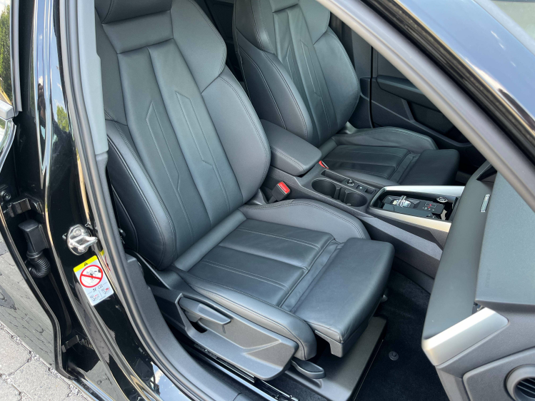 Audi A3 A3 30 TFSI Berline S tronic Lederen-Sportzetels/Carplay/ACC/Zetelverwarming Leconte Motors