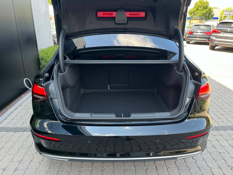 Audi A3 A3 30 TFSI Berline S tronic Lederen-Sportzetels/Carplay/ACC/Zetelverwarming Leconte Motors