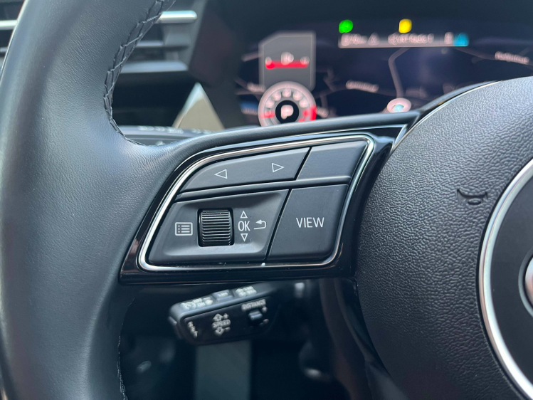 Audi A3 A3 30 TFSI Berline S tronic Lederen-Sportzetels/Carplay/ACC/Zetelverwarming Leconte Motors
