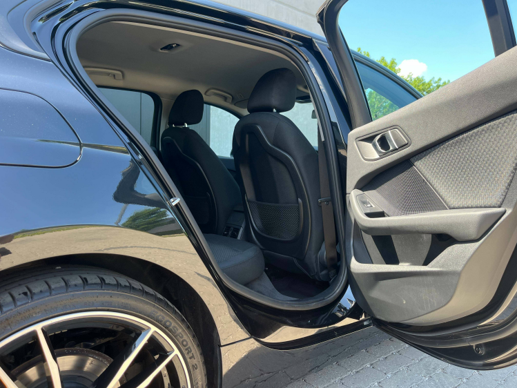 BMW 116 116i Hatchback Full-LED/Carplay/Zetelverwarming/Cruise/...!! Leconte Motors