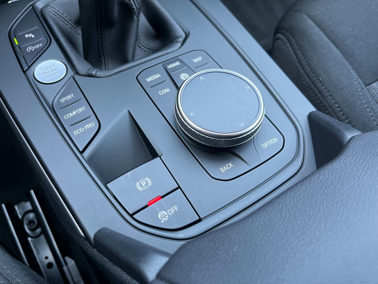 BMW 116 116i Hatchback Full-LED/Carplay/Zetelverwarming/Cruise/...!! Leconte Motors