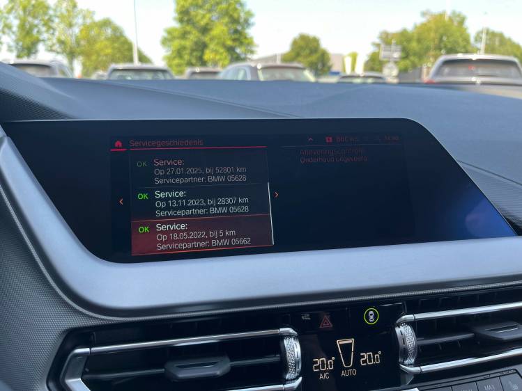 BMW 116 116i Hatchback Full-LED/Carplay/Zetelverwarming/Cruise/...!! Leconte Motors