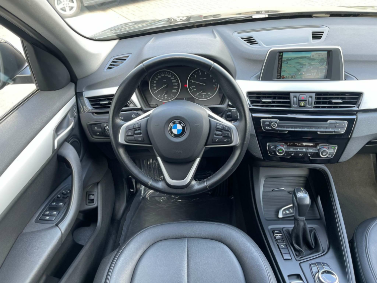BMW X1 1.5i    