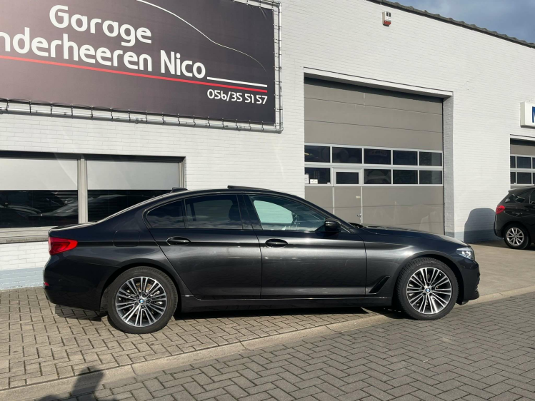 BMW 520 520iA Sportline | NAVI PROF | OPENDAK | TREKHAAK Garage Nico Vanderheeren BV