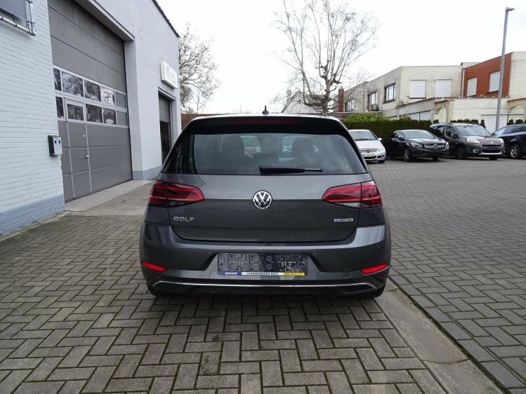 Volkswagen Golf 1.5TSi 5d. VIRTUAL,CARPLAY,CAMERA,NAV,ADAPT.CRUISE Garage Nico Vanderheeren BV