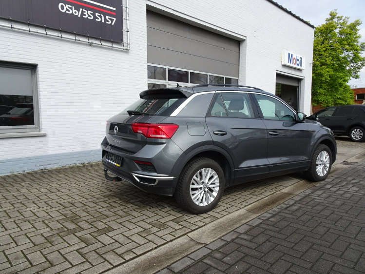 Volkswagen T-Roc 1.0 TSI | NAVI, CARPLAY, PDC V+A, TREKHAAK, AIRCO Garage Nico Vanderheeren BV