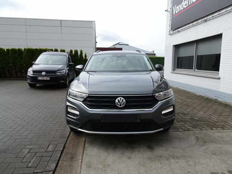 Volkswagen T-Roc 1.0 TSI | NAVI, CARPLAY, PDC V+A, TREKHAAK, AIRCO Garage Nico Vanderheeren BV