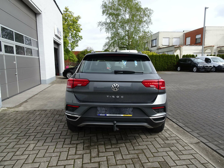 Volkswagen T-Roc 1.0 TSI | NAVI, CARPLAY, PDC V+A, TREKHAAK, AIRCO Garage Nico Vanderheeren BV