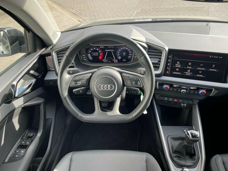 Audi A1 30 TFSI S line | Carplay | Camera | Lane Assist Garage Nico Vanderheeren BV