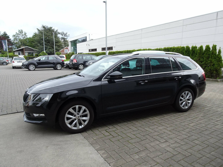 Skoda Octavia 1.5TSi Ambition DSG,CARPLAY,TREKHAAK,NAVI,CRUISE Garage Nico Vanderheeren BV