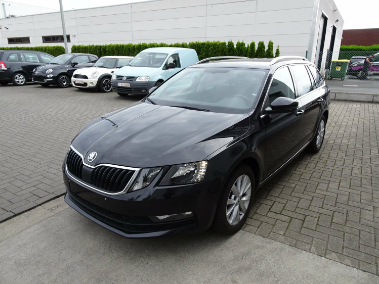 Skoda Octavia 1.5TSi Ambition DSG,CARPLAY,TREKHAAK,NAVI,CRUISE Garage Nico Vanderheeren BV