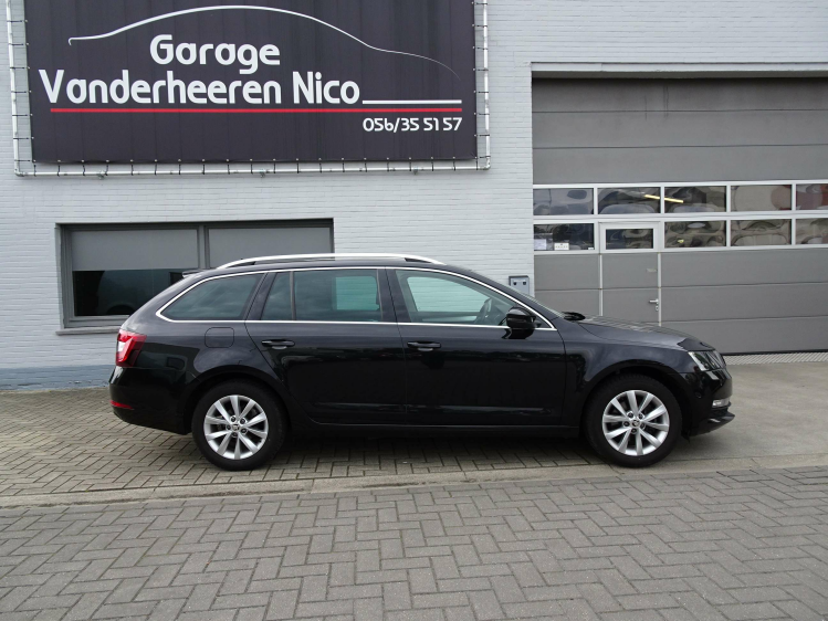 Skoda Octavia 1.5TSi Ambition DSG,CARPLAY,TREKHAAK,NAVI,CRUISE Garage Nico Vanderheeren BV