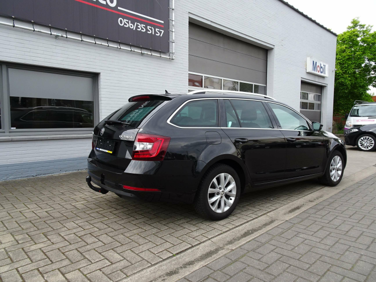 Skoda Octavia 1.5TSi Ambition DSG,CARPLAY,TREKHAAK,NAVI,CRUISE Garage Nico Vanderheeren BV