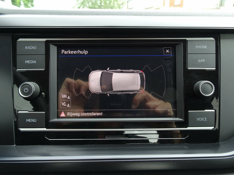 Volkswagen Polo 1.0TSi 5d. Comf. CARPLAY,AIRCO,BLUETH,PDC V+A,ALU Garage Nico Vanderheeren BV