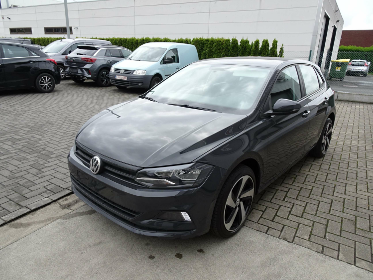 Volkswagen Polo 1.0TSi 5d. Comf. CARPLAY,AIRCO,BLUETH,PDC V+A,ALU Garage Nico Vanderheeren BV