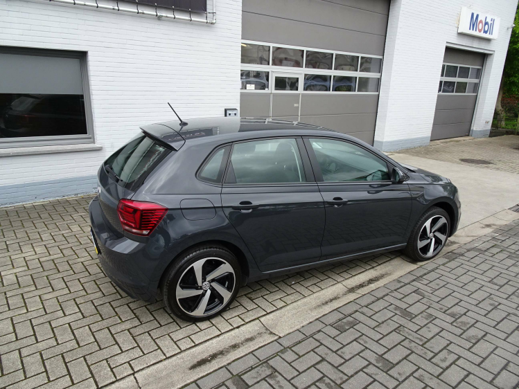 Volkswagen Polo 1.0TSi 5d. Comf. CARPLAY,AIRCO,BLUETH,PDC V+A,ALU Garage Nico Vanderheeren BV