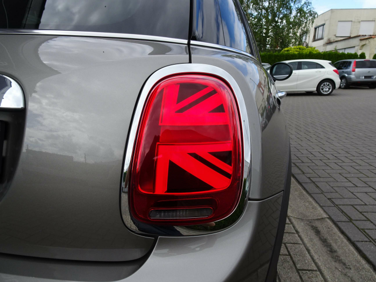 MINI Cooper 1.5iA 5d. PANODAK,FULL LED,SPORTZETELS,LEDER,NAVI Garage Nico Vanderheeren BV