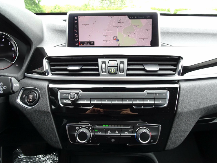 BMW X1 1.5iA sDrive18 BUSINESS NAVI,FULL LED,ALU 19