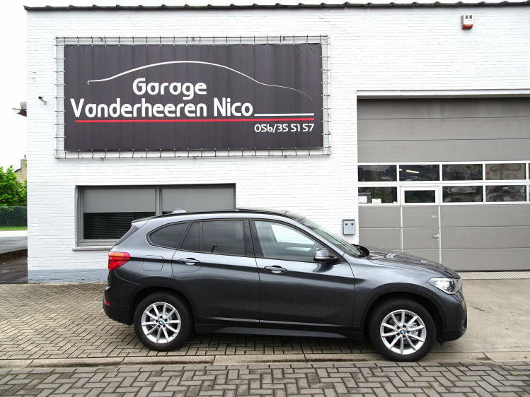 BMW X1 1.5iA sDrive18 PANODAK,CAMERA,HEAD-UP,TREKHAAK Garage Nico Vanderheeren BV