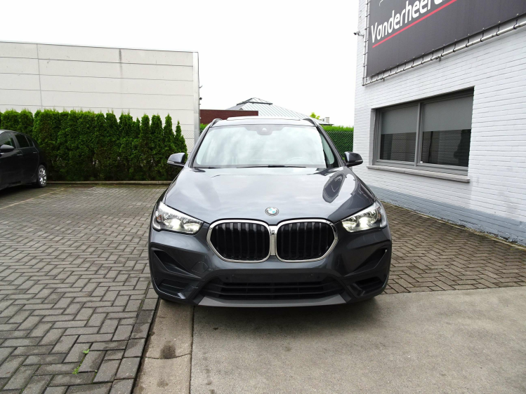 BMW X1 1.5iA sDrive18 PANODAK,CAMERA,HEAD-UP,TREKHAAK Garage Nico Vanderheeren BV