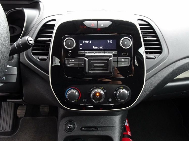 Renault Captur 0.9TCe Zen AIRCO,PDC,CRUISE,BLUETH,USB,SERVO Garage Nico Vanderheeren BV