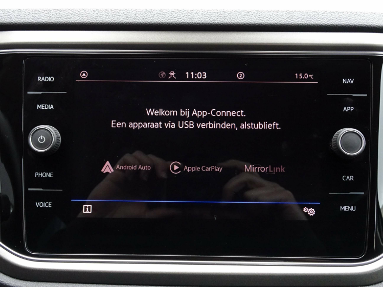 Volkswagen T-Roc 1.0TSi Style CARPLAY,ADAPT.CRUISE,AIRCO,DAB,BLUETH Garage Nico Vanderheeren BV