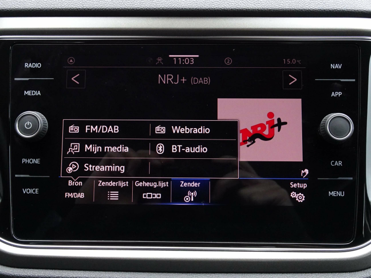 Volkswagen T-Roc 1.0TSi Style CARPLAY,ADAPT.CRUISE,AIRCO,DAB,BLUETH Garage Nico Vanderheeren BV