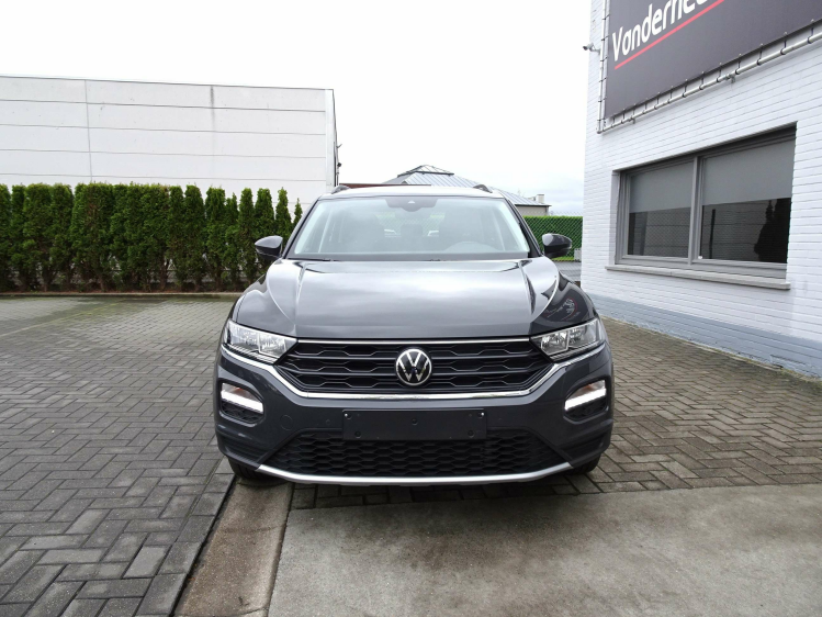 Volkswagen T-Roc 1.0TSi Style CARPLAY,ADAPT.CRUISE,AIRCO,DAB,BLUETH Garage Nico Vanderheeren BV