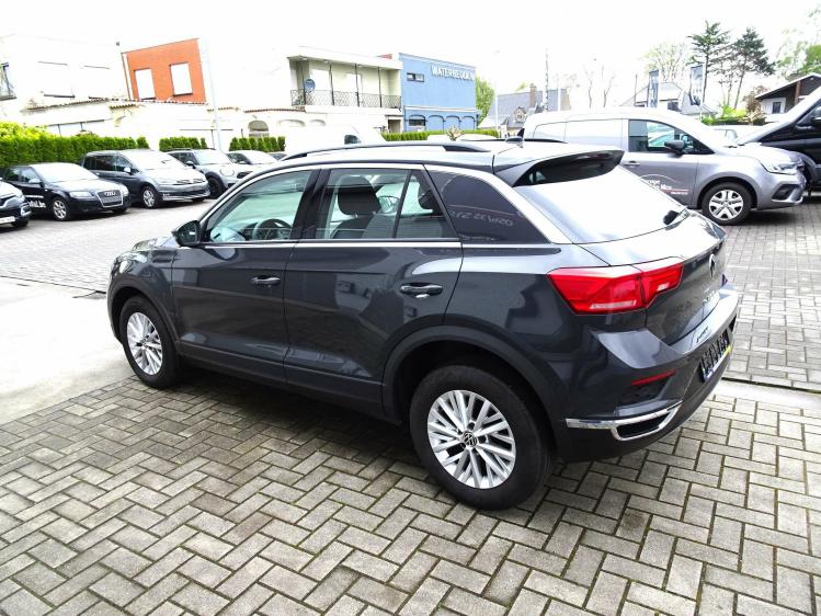 Volkswagen T-Roc 1.0TSi Style CARPLAY,ADAPT.CRUISE,AIRCO,DAB,BLUETH Garage Nico Vanderheeren BV