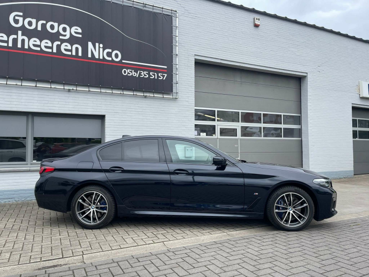 BMW 530 530e | M PACK,LEDEREN ZETELS,CARPLAY, CAMERA Garage Nico Vanderheeren BV