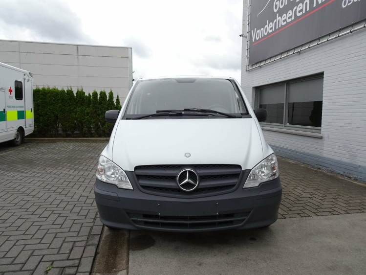 Mercedes-Benz Vito 110CDi 2pl. AIRCO,SCHUIFDEUR,SERVO  9.000+BTW Garage Nico Vanderheeren BV