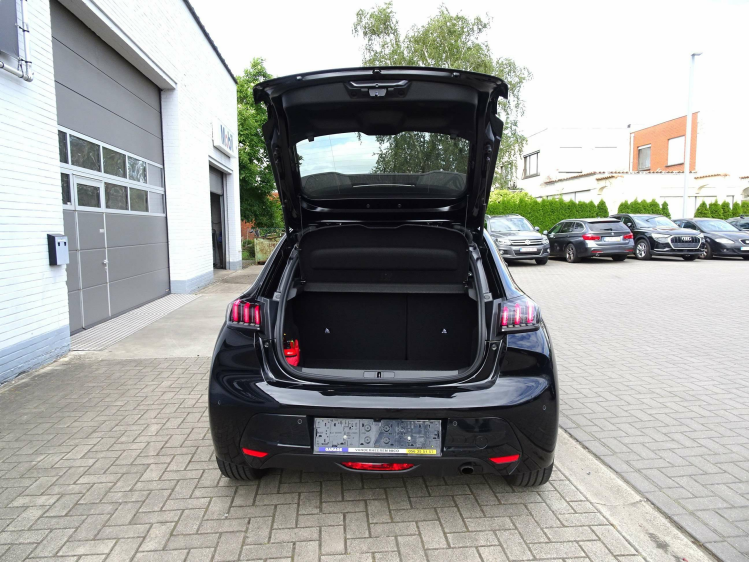 Peugeot 208 1.2i PureTech Allure CARPLAY,NAVI,FULL LED,CRUISE Garage Nico Vanderheeren BV