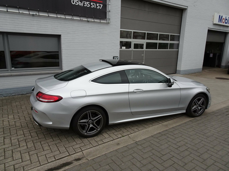 Mercedes-Benz C 180 AMG LINE, PANO DAK, CAMERA, ALCANTARA ZETELS Garage Nico Vanderheeren BV