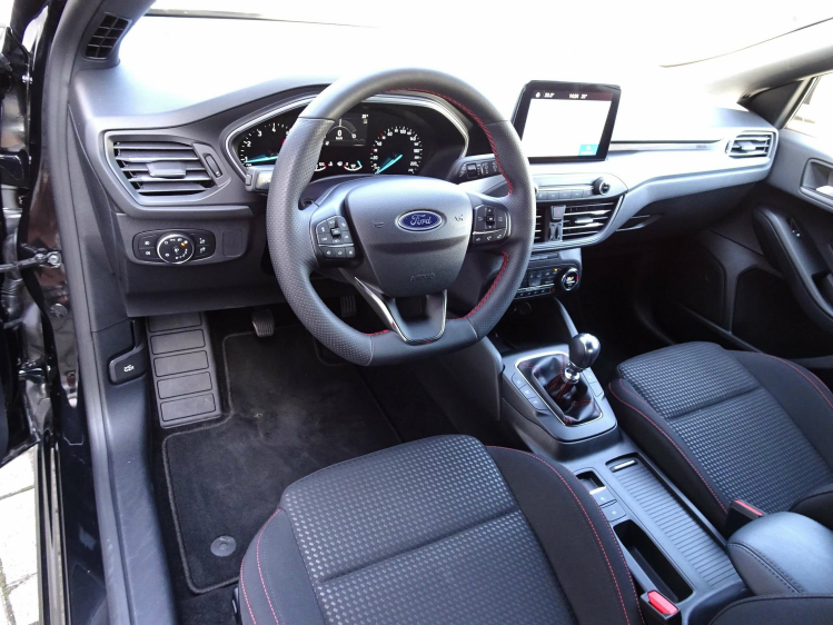 Ford Focus 1.0i MHEV ST-Line CARPLAY,ADAPT.CRUISE,CAMERA,DAB Garage Nico Vanderheeren BV