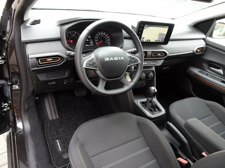 Dacia Sandero 1.0TCe Expression CVT NAVI,CARPLAY,FULL LED,CAMERA Garage Nico Vanderheeren BV