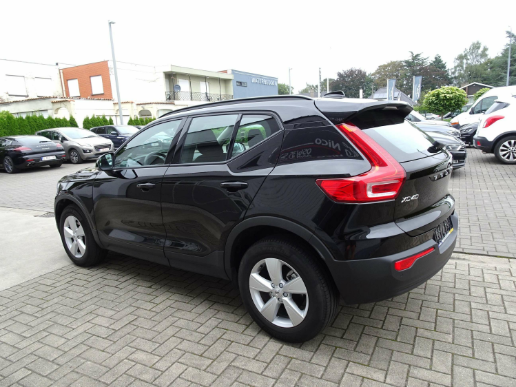 Volvo XC40 1.5T2 Momentum Geartronic FULL LED,EL.KOFFER,CRUIS Garage Nico Vanderheeren BV