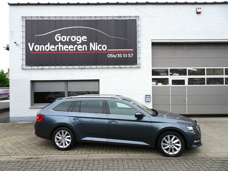 Skoda Superb 1.4TSi PHEV (160 kW) DSG,LED,CAMERA,CARPLAY,KEYLES Garage Nico Vanderheeren BV