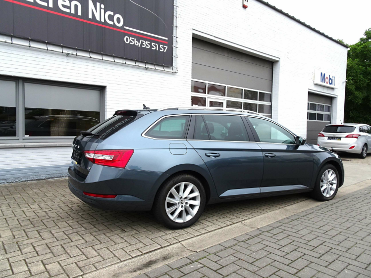 Skoda Superb 1.4TSi PHEV (160 kW) DSG,LED,CAMERA,CARPLAY,KEYLES Garage Nico Vanderheeren BV