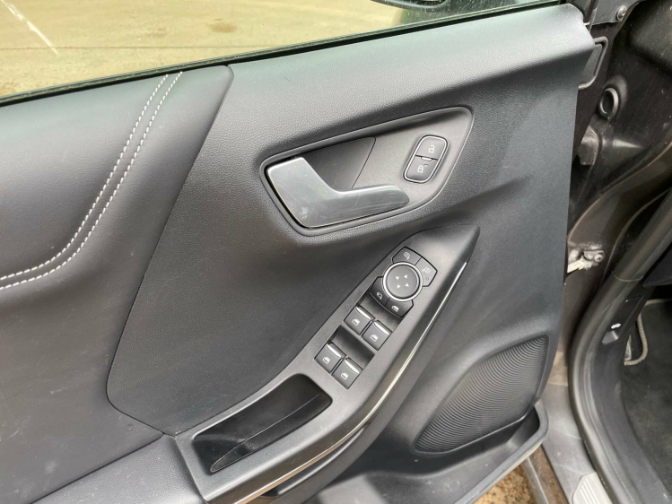 Ford Puma 1.0 EcoBoost mHEV Titanium HYBRID / GARANTIE BDO Cars