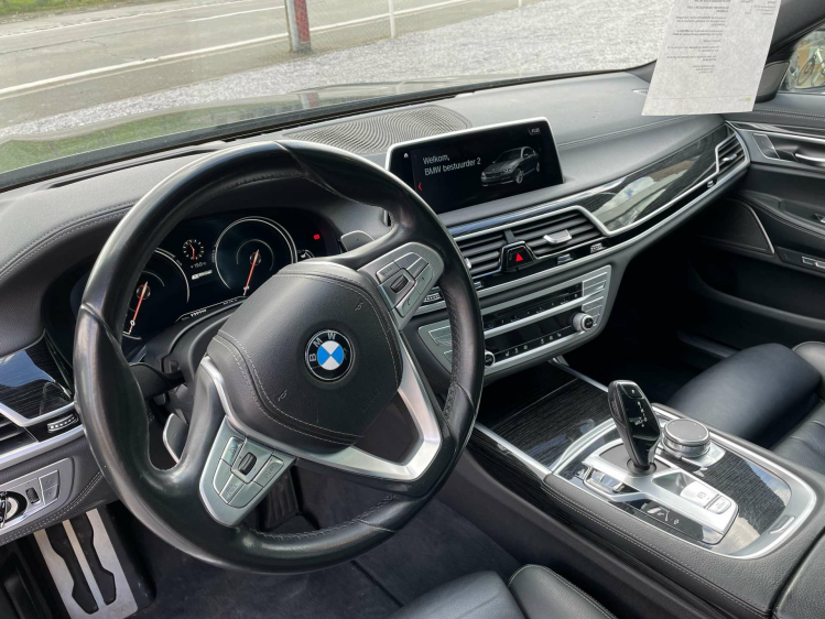 BMW 740 740eA Plug-In Hybrid M-Pack /HARMAN KARDON/HEAD UP BDO Cars
